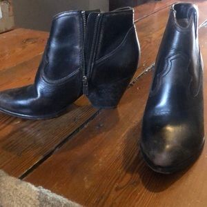 Frye boots, size 7, brown/black